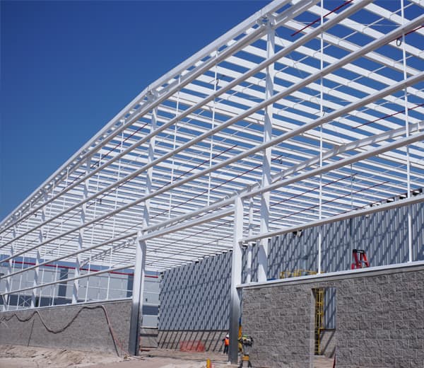 Construcción de edificios y naves industriales en A Pobra do Caramiñal